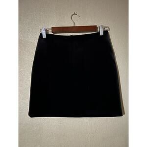 Hallhuber Preppy Academia Studios Edgy Black Velvet Mini Skirt